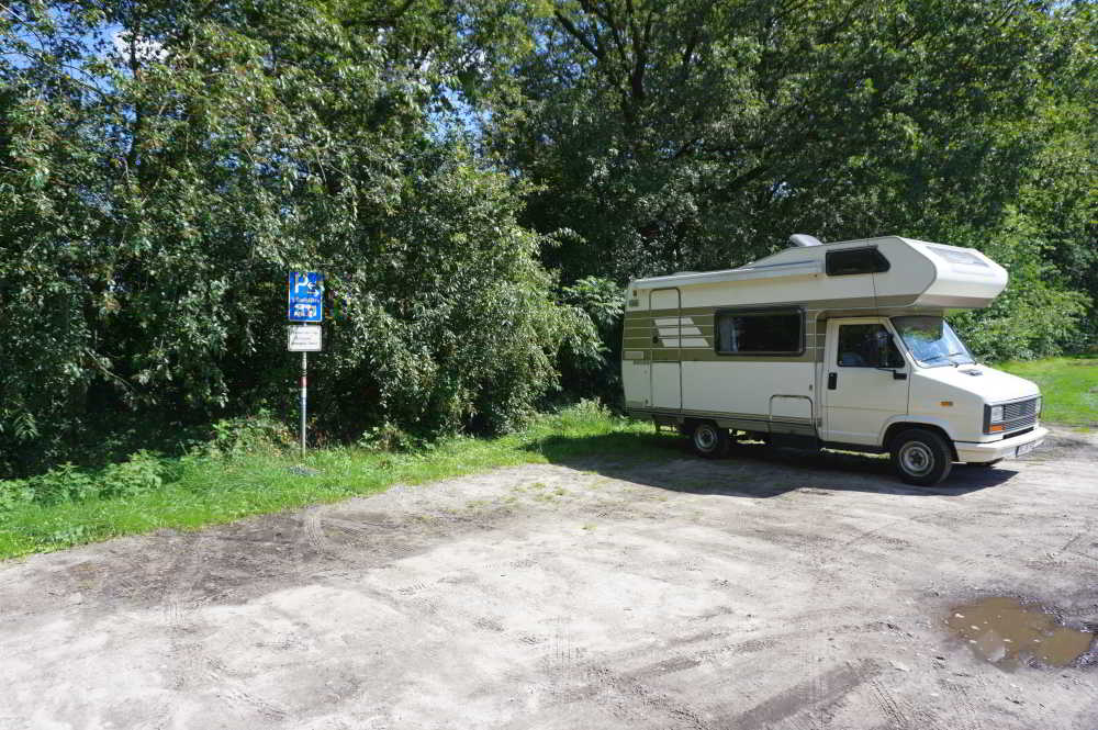 Wohnmobilstellplatz am Badesee Karlshof in Westerstede Wohnmobilstellplatz am Badesee Karlshof in Westerstede