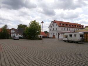 Wohnmobilstellplatz am Hotel Schlossblick Wohnmobilstellplatz am Hotel Schlossblick
