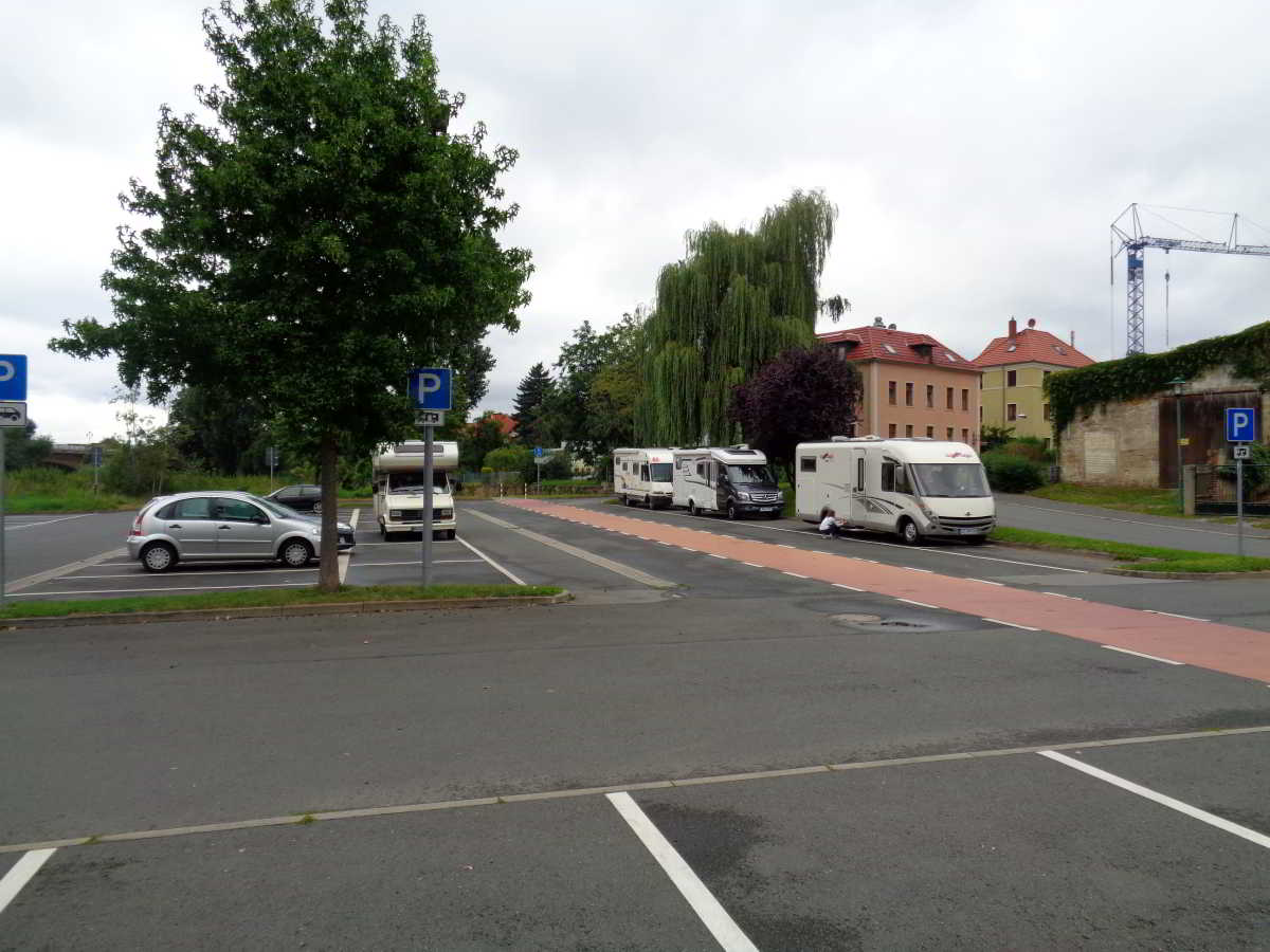 Wohnmobilstellplatz Parkplatz P7 in Pirna Wohnmobilstellplatz Parkplatz P7 in Pirna