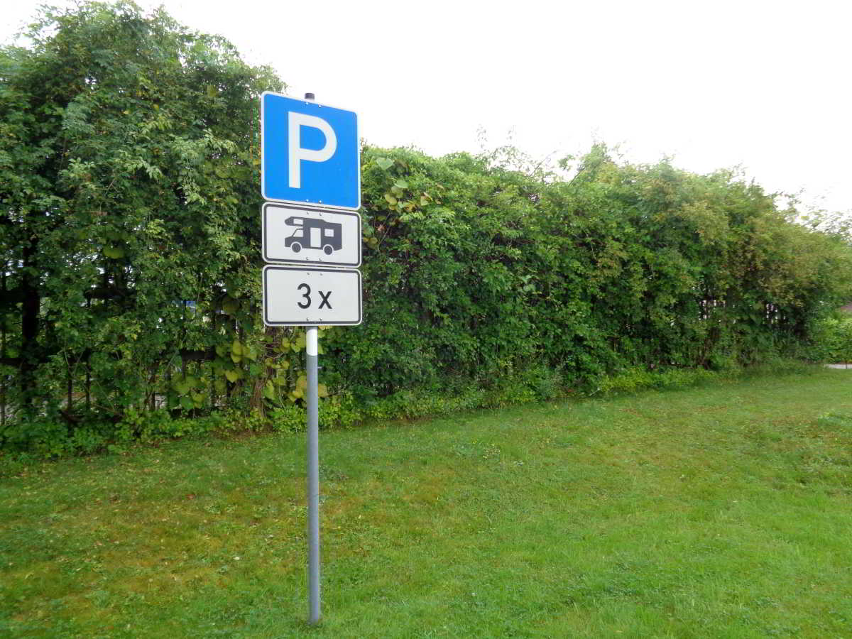 Wohnmobilstellplatz am Mariba Freizeitbad Wohnmobilstellplatz am Mariba Freizeitbad