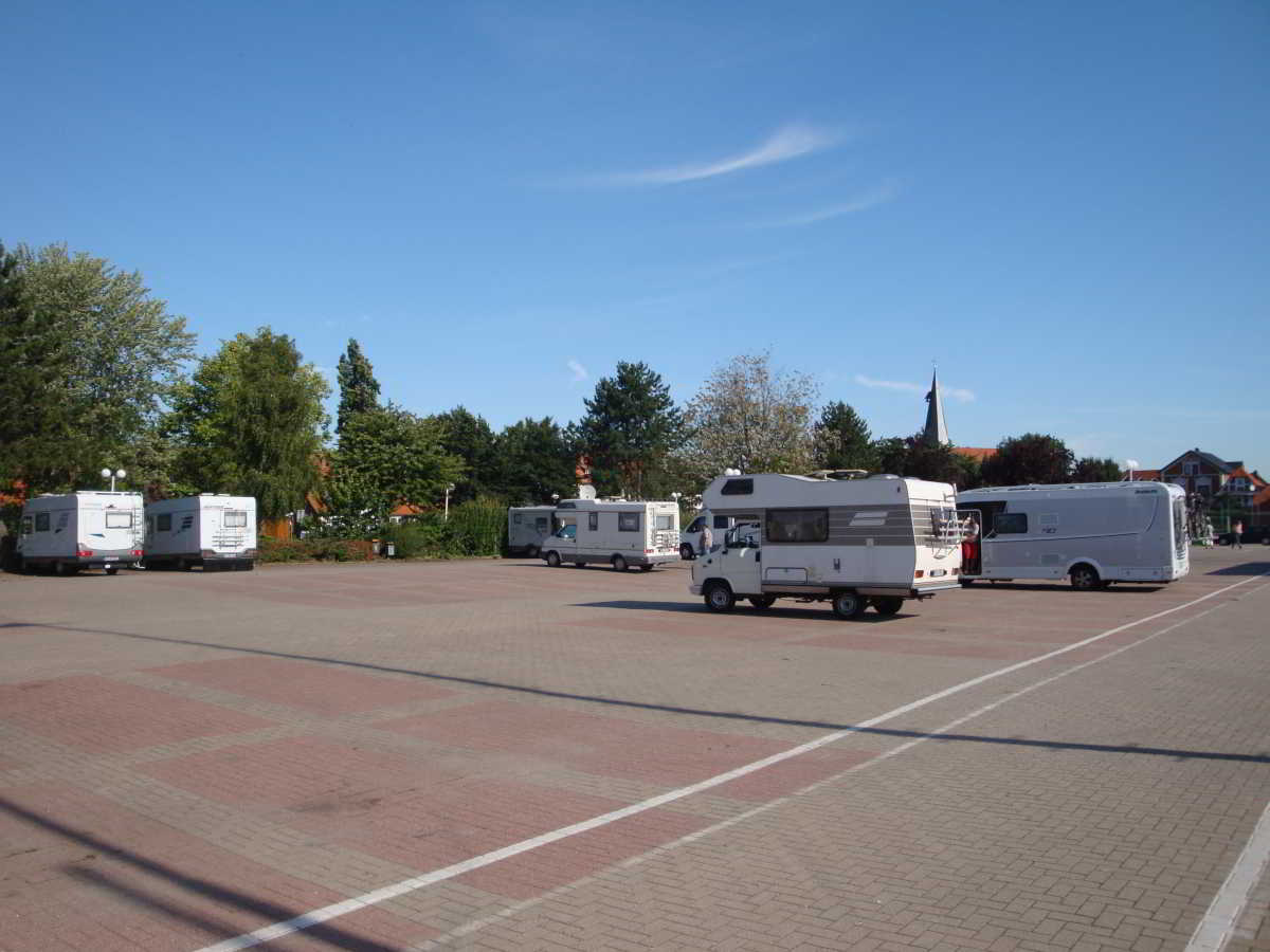 Wohnmobilstellplatz am Festplatz Jork Wohnmobilstellplatz am Festplatz Jork