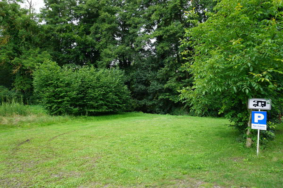 Wohnmobilstellplatz am Gasthof Quitzow Wohnmobilstellplatz am Gasthof Quitzow