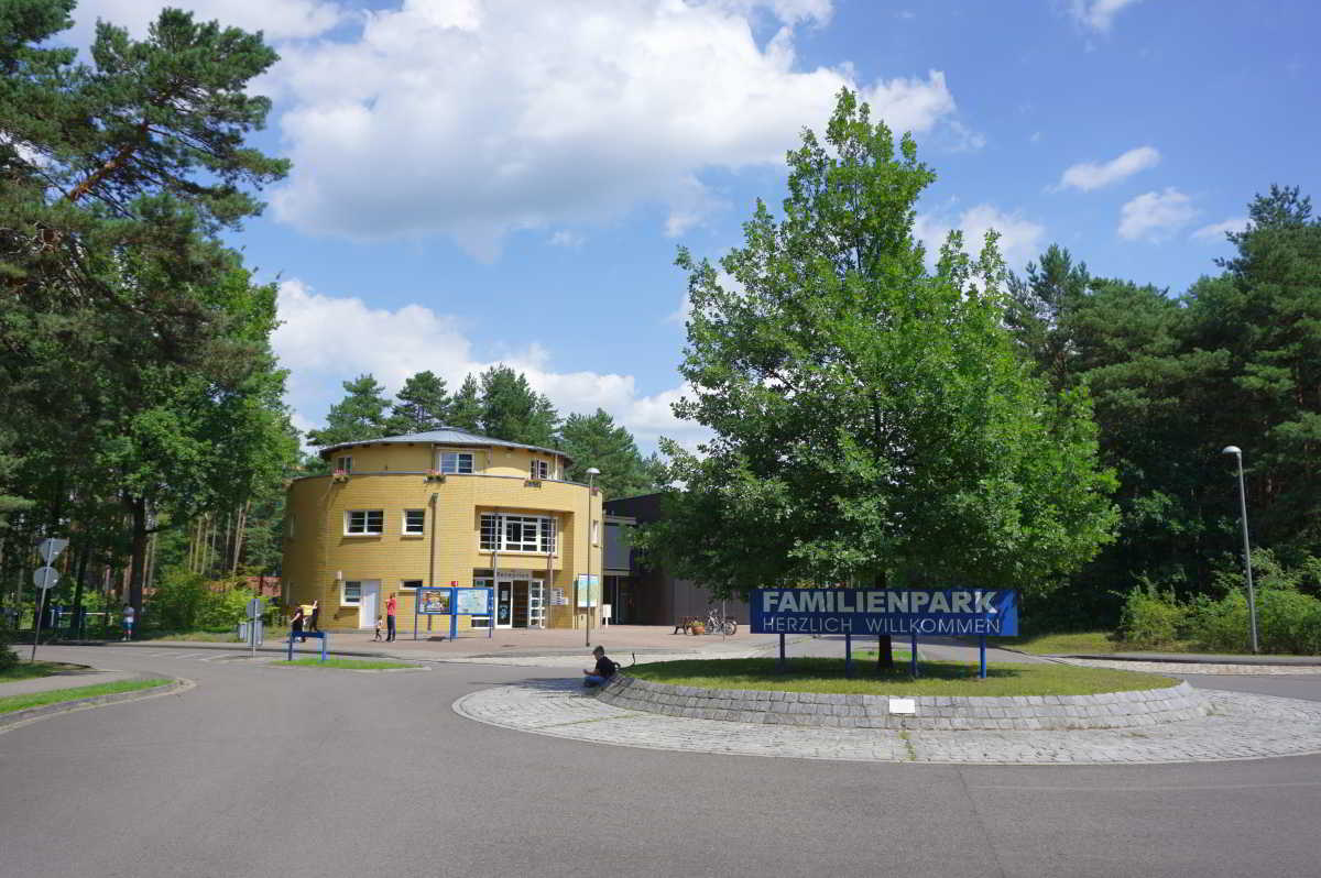 Wohnmobilstellplatz Familienpark Senftenberger See Wohnmobilstellplatz Familienpark Senftenberger See