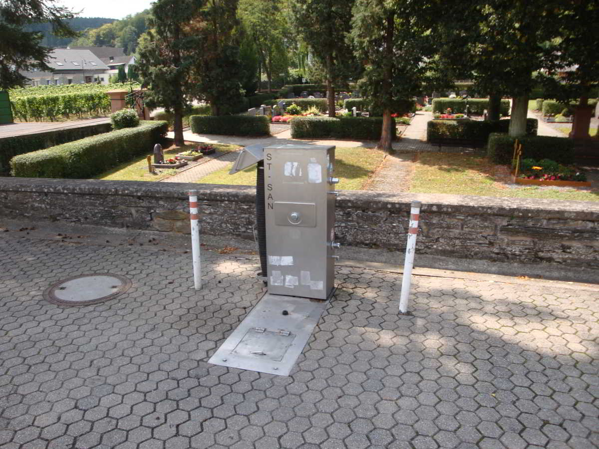 Wohnmobilstellplatz An den zwei Pappeln Wohnmobilstellplatz An den zwei Pappeln