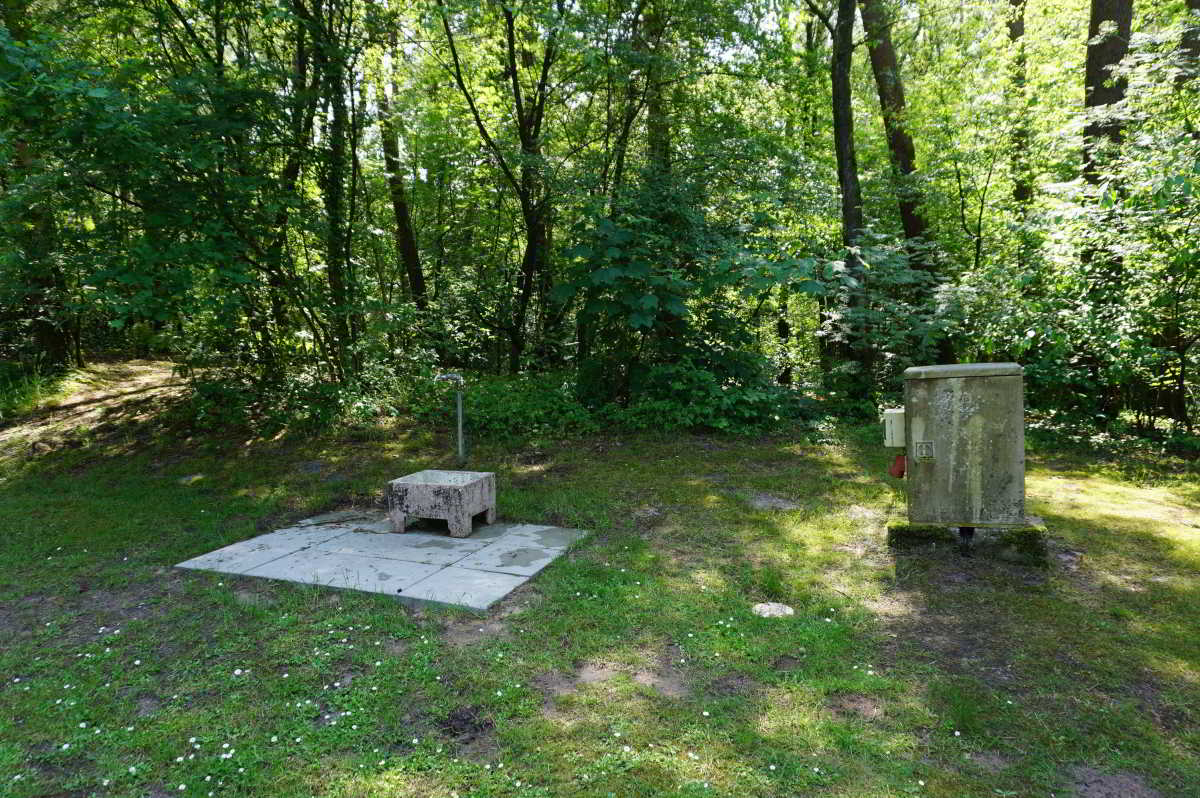 Waldcampingplatz der Gemeinde Uelsen Waldcampingplatz der Gemeinde Uelsen