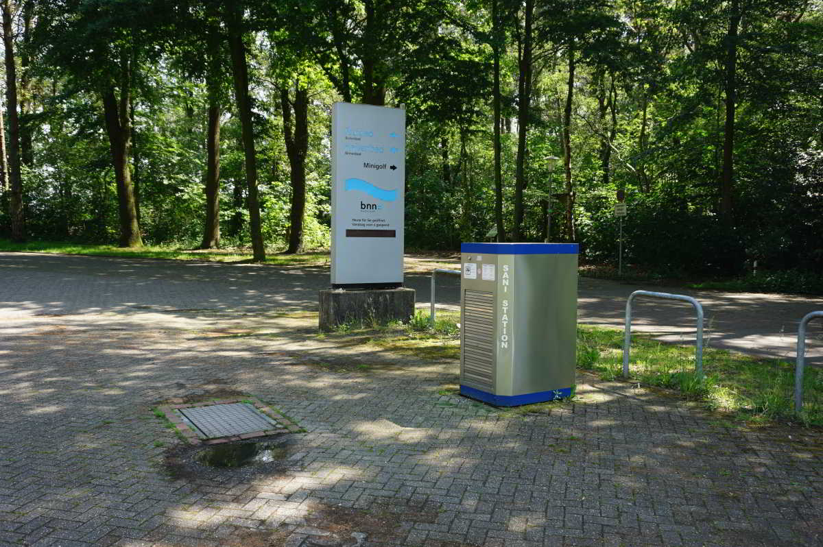 Wohnmobilstellplatz am Waldbad in Uelsen Wohnmobilstellplatz am Waldbad in Uelsen
