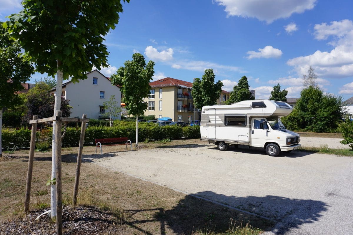 Wohnmobilstellplatz am Behälterweiher Wohnmobilstellplatz am Behälterweiher