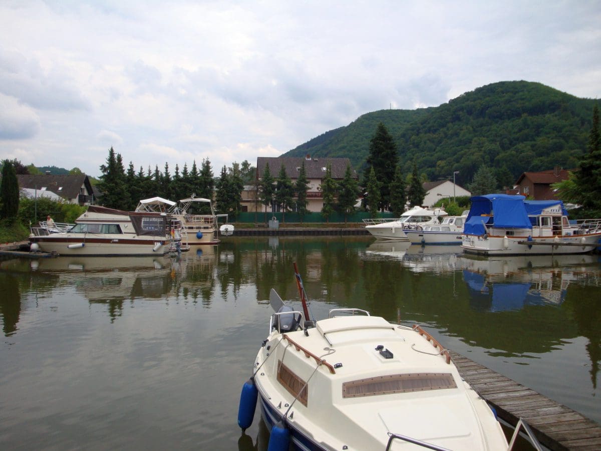 Wohnmobilstellplatz an Kutschers Marina Wohnmobilstellplatz an Kutschers Marina