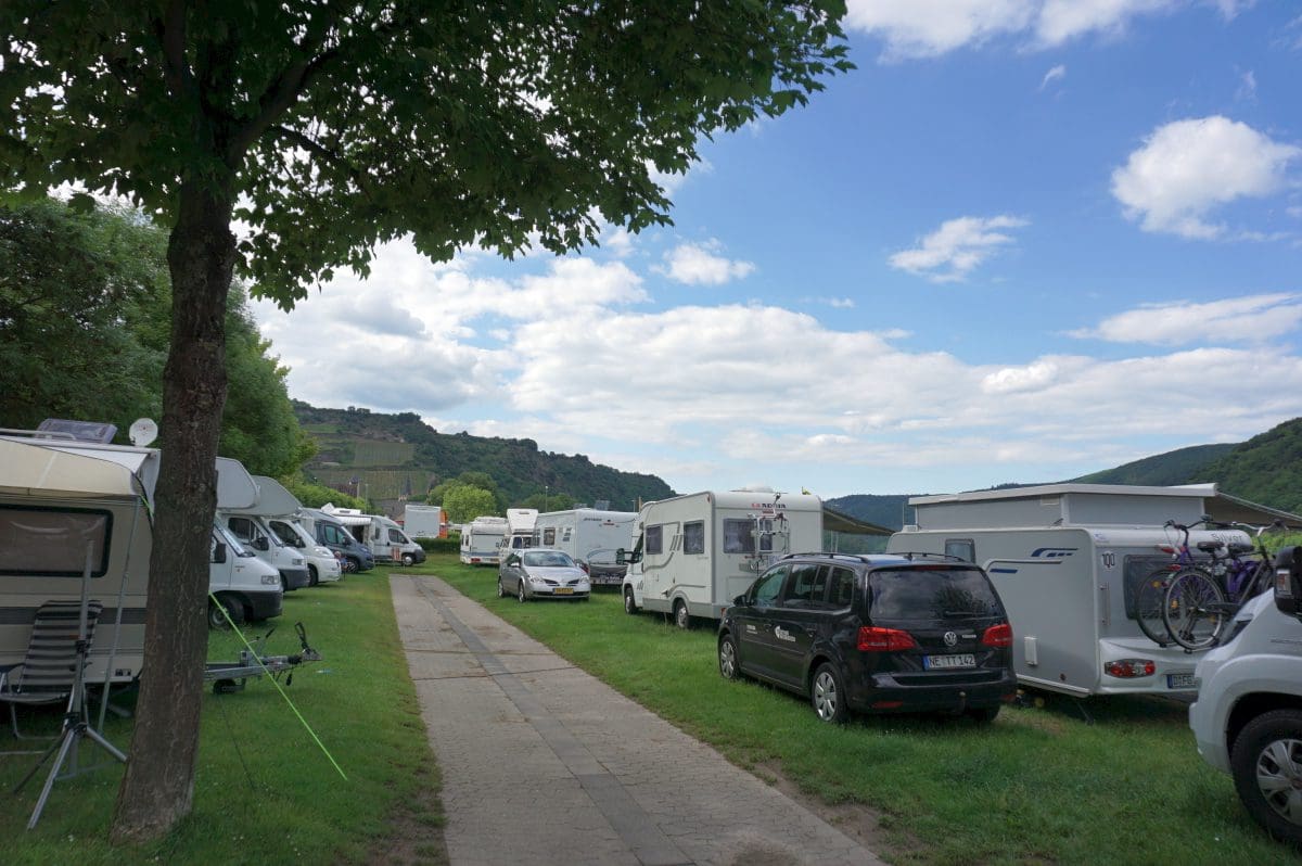 Reisemobilstellplatz der Stadt Bacharach am Rhein Reisemobilstellplatz der Stadt Bacharach