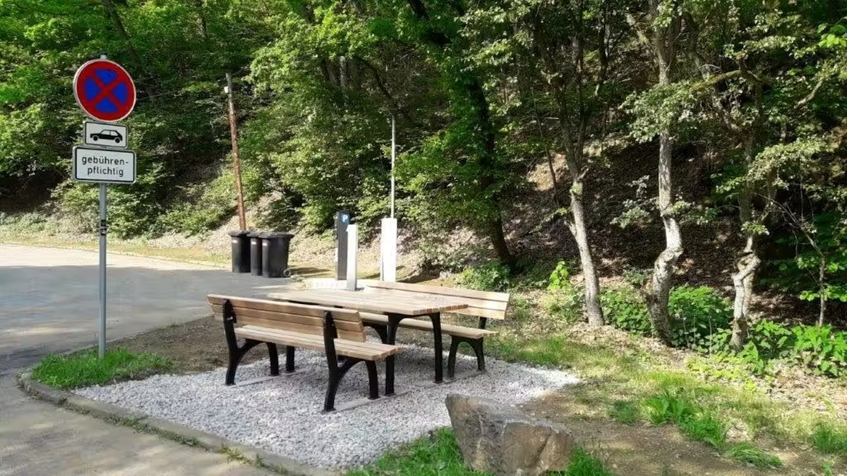 Wohnmobilstellplatz an der Oleftalsperre Hellenthal Wohnmobilstellplatz an der Oleftalsperre