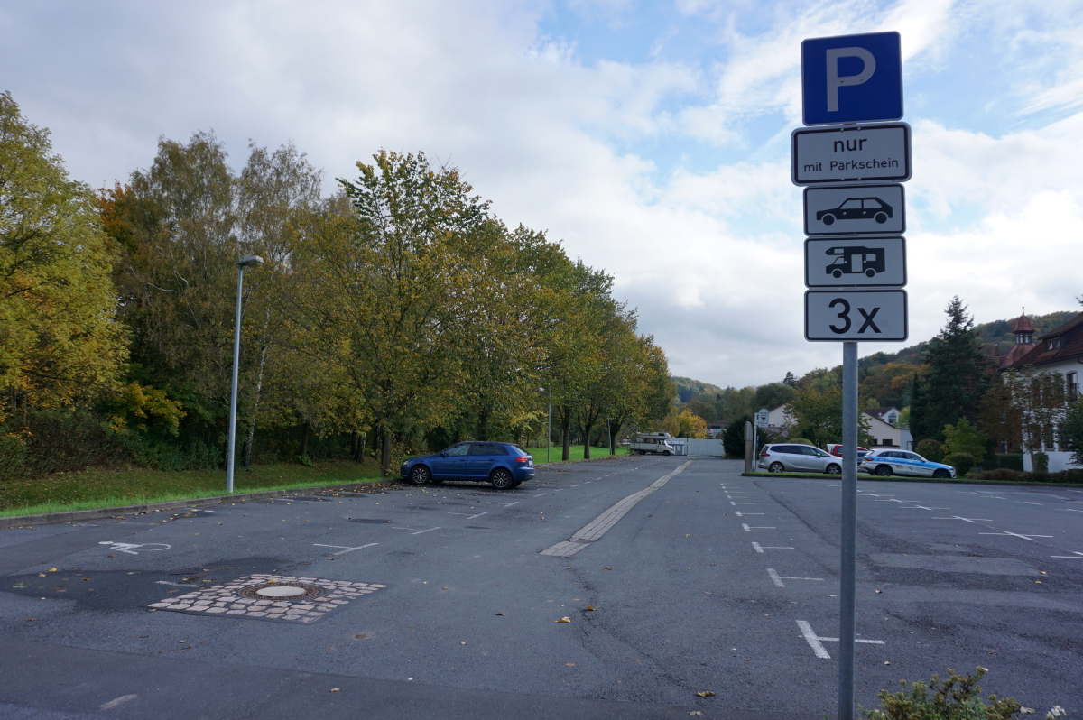 Wohnmobilstellplatz am Parkplatz P5 in Hildburghausen Wohnmobilstellplatz am Parkplatz P5 in Hildburghausen