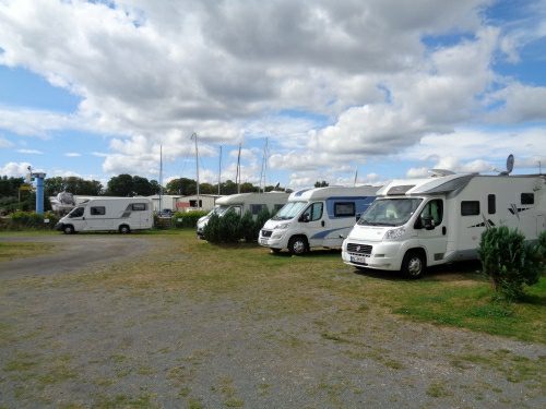 Wohnmobilstellplatz an der Uecker Wohnmobilstellplatz an der Uecker