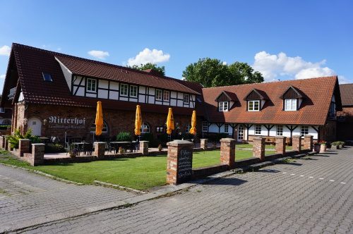 Wohnmobilstellplatz am Ritterhof Wohnmobilstellplatz am Ritterhof