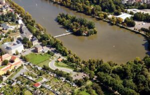 Wohnmobilstellplatz am Großen Teich Wohnmobilstellplatz am Großen Teich